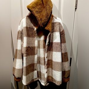 SHEIN Buffalo Plaid Printed Hooded Fleece Coat